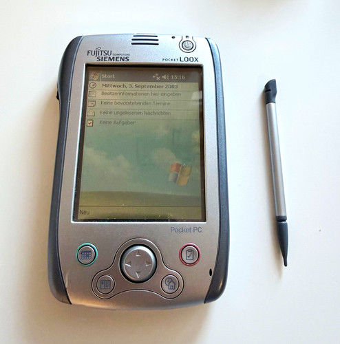 Fujitsu siemens pocket loox - fujitsu,