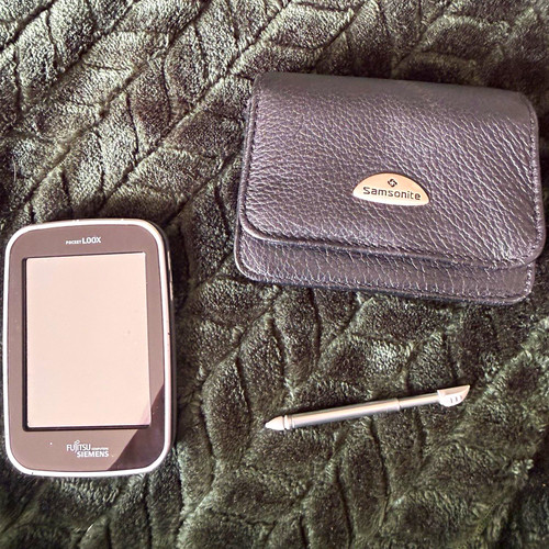 Fujitsu siemens pocket loox - pocket,